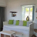 Chora Traditional Genadio בית נופש Pátmos