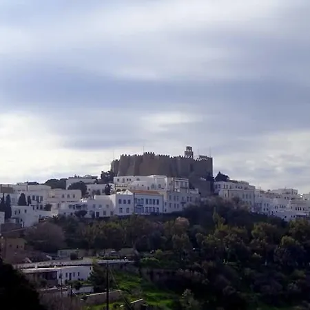 بيت للعطل Chora Traditional Genadio Pátmos