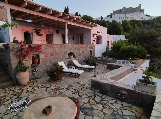 Holiday home Chora Traditional Genadio