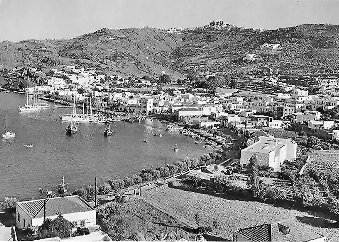 Holiday home Chora Traditional Genadio