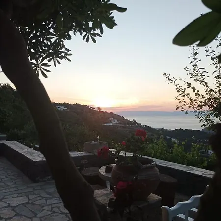 Chora Traditional Genadio Hébergement de vacances Pátmos