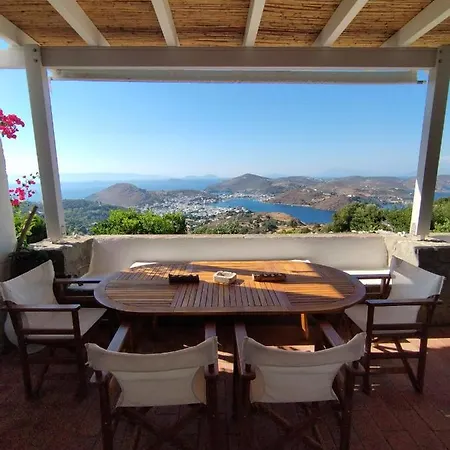 Chora Traditional Genadio Hébergement de vacances Pátmos