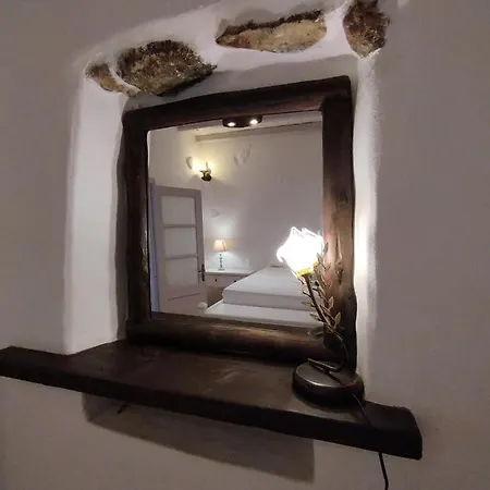 Chora Traditional Genadio *