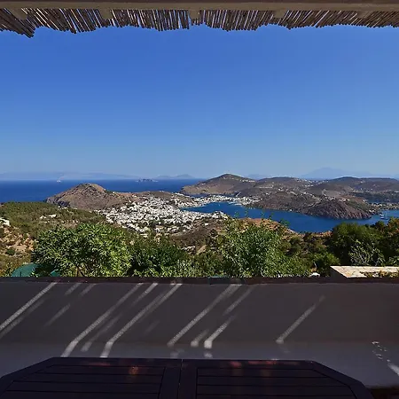 Chora Traditional Genadio