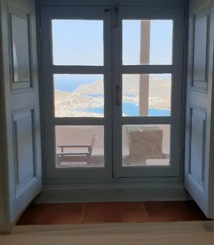 Chora Traditional Genadio Casa de Férias Pátmos