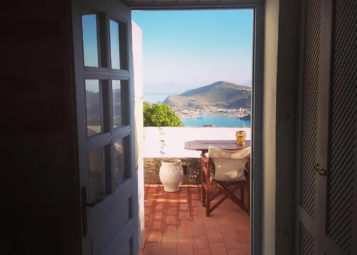 بيت للعطل Chora Traditional Genadio *