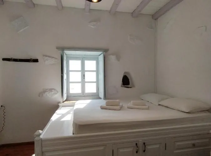 Casa de Férias Chora Traditional Genadio *