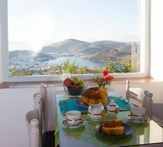 بيت للعطل Chora Traditional Genadio Pátmos