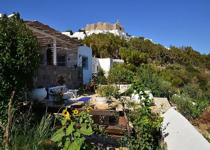 Chora Traditional Genadio بيت للعطل Pátmos