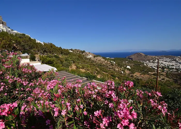 Chora Traditional Genadio *